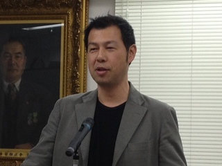 @.JPG